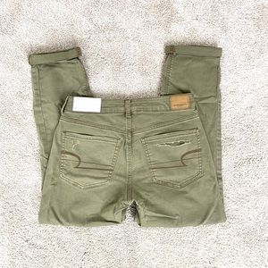 American Eagle Tomgirl Jeans